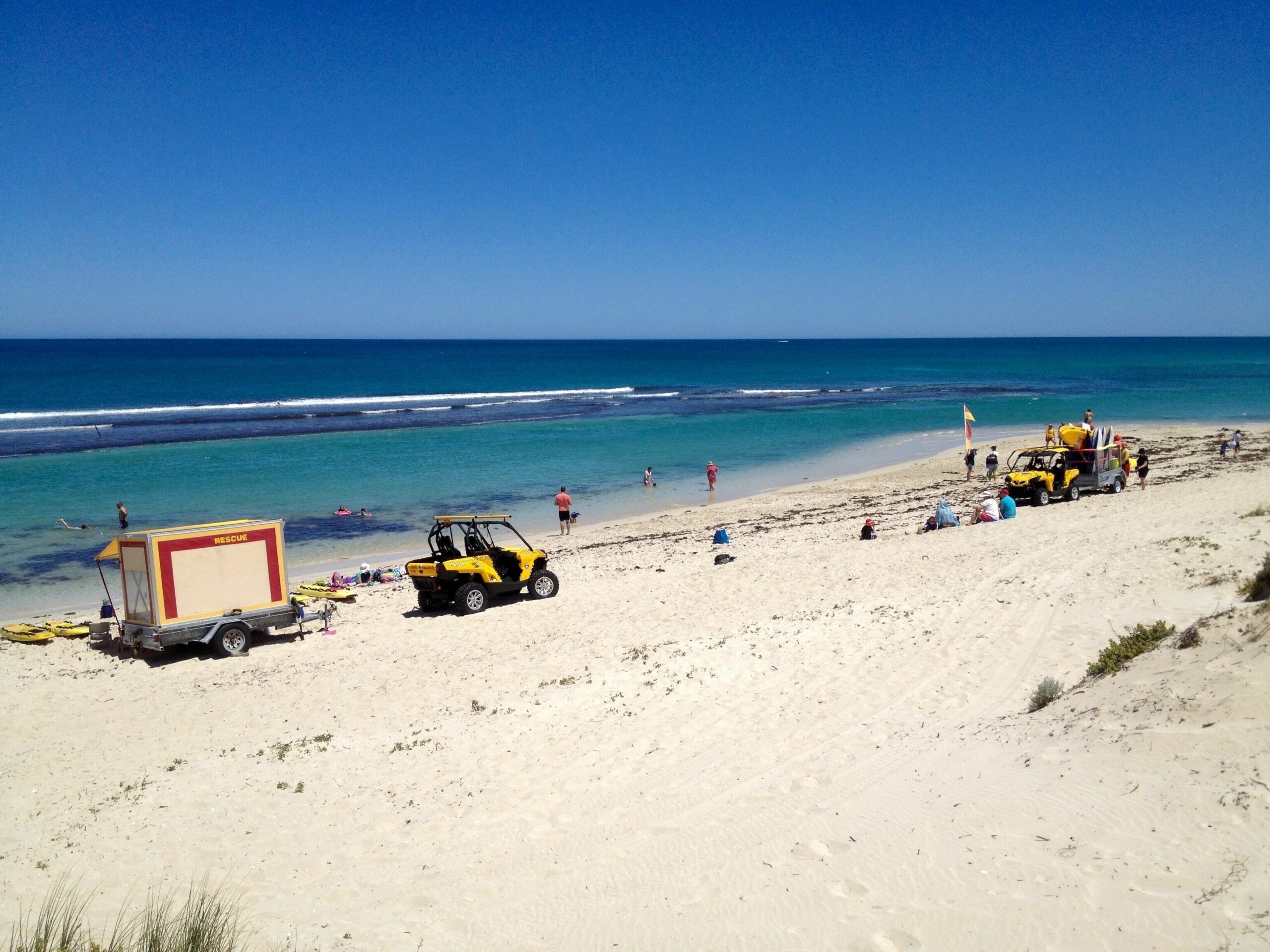 Yanchep Beach Bungalow - Oceanfront - Pet Friendly