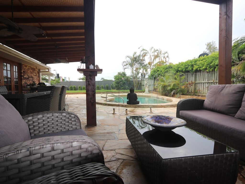 Luxury House/solar Heated Pool /4 Bedroom/3 Bathroom/sleeps 10