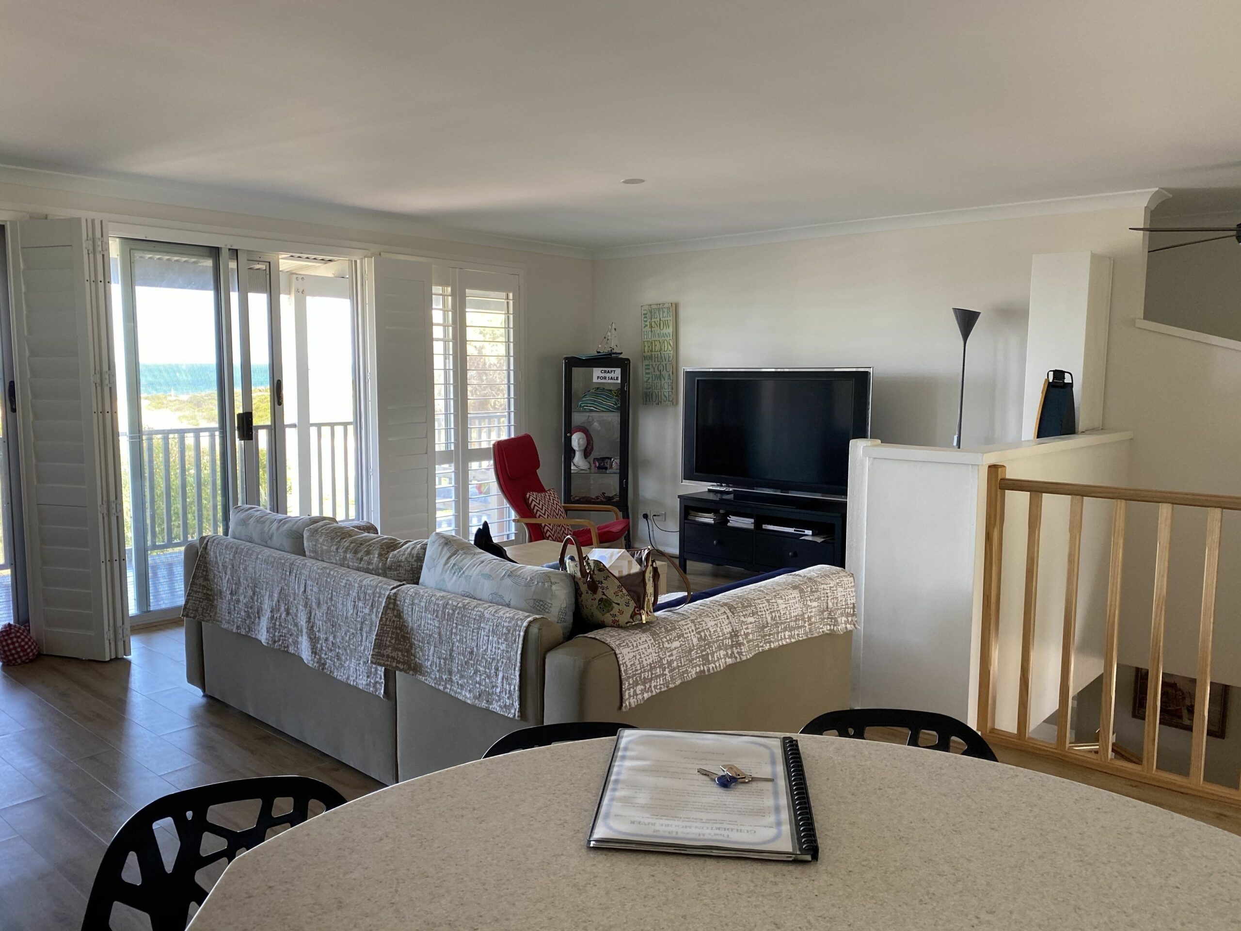 Beach Front  - Pet Friendly - Holiday Home in Guilderton-Moore River