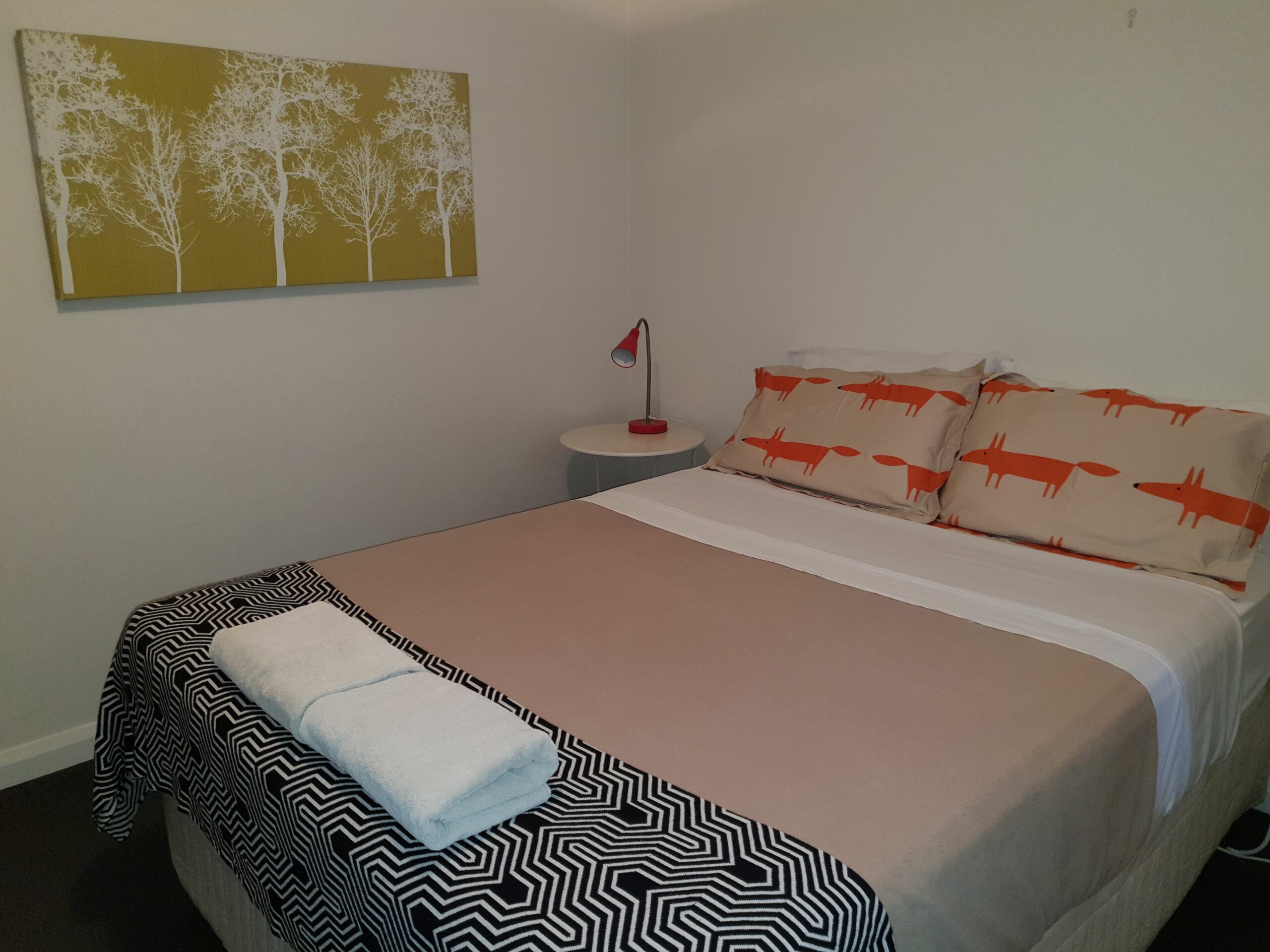 Mt Lawley Superb 2 BR Apartment Minutes to Cbd, Shops and Cafes,pool and gym