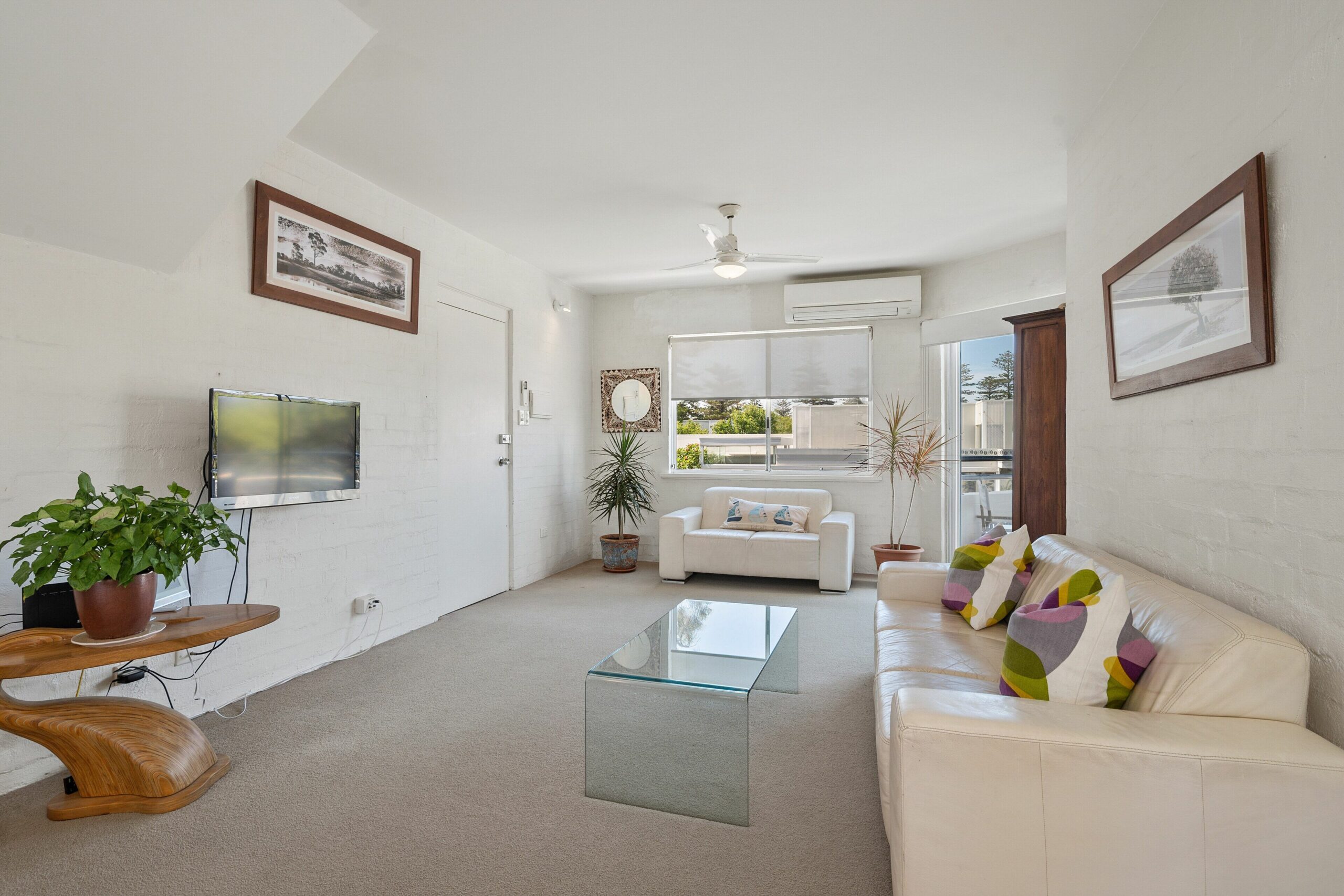 Katy's Aptmt With Ocean Views and 2 min Walk to Cottesloe Beach