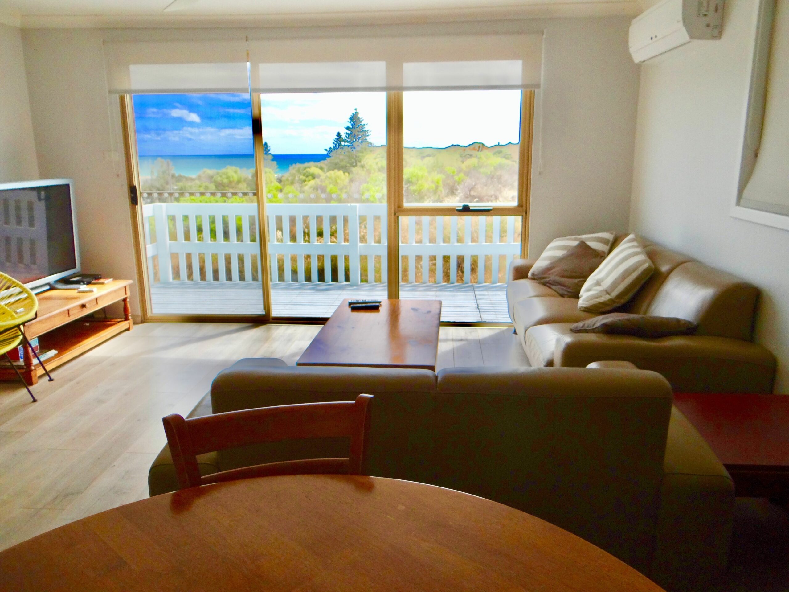 Shells Cottage-Front row with ocean and river views