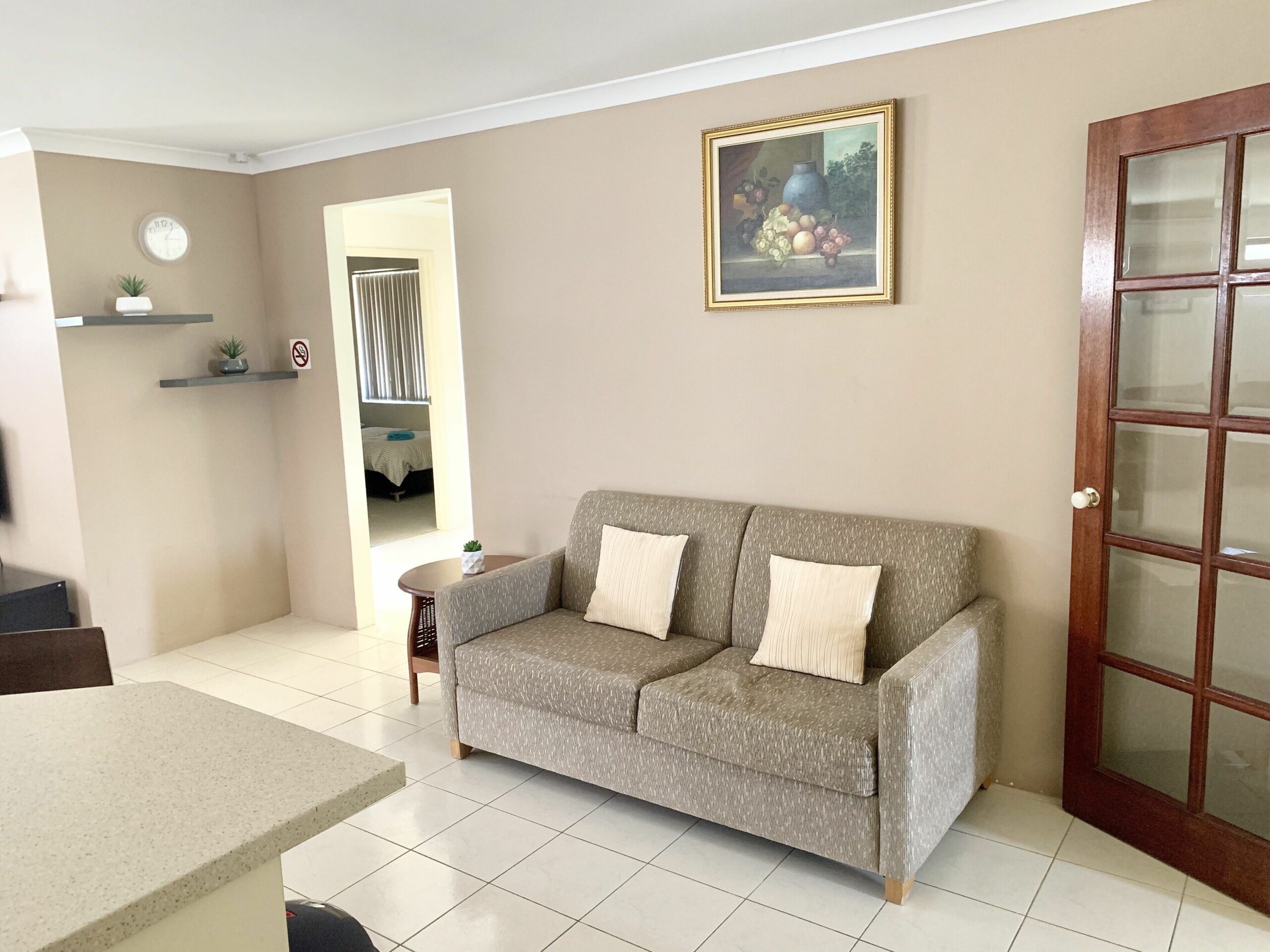 Cannington Home Accommodation House 2 (4 bedrooms & 2 bathrooms)