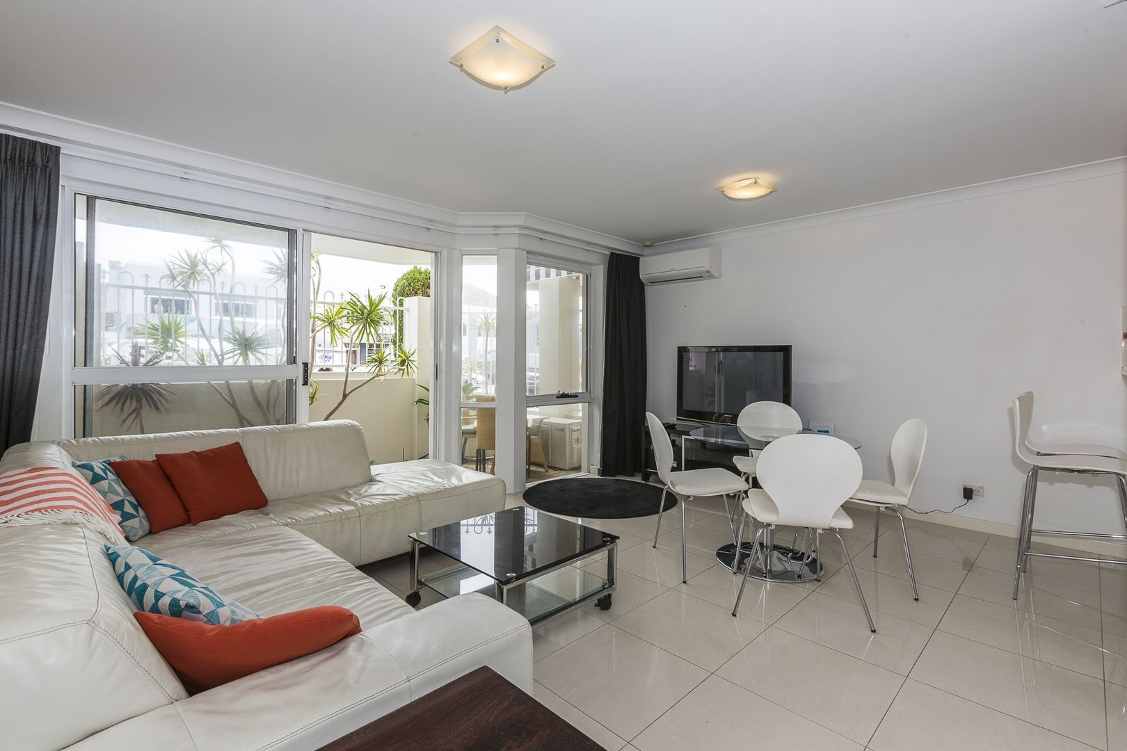 Cottesloe Cove Beach Apartment