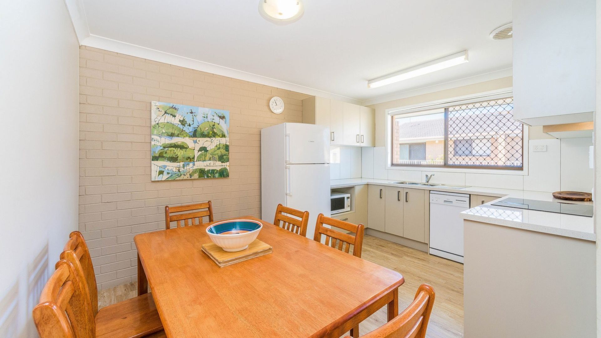 Ced49/7 – Bushland Townhouse With Swimming Pool AND Aircon