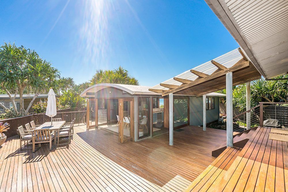 18 Childe Street, Belongil Beach – Absolute Beach Front Pavillion