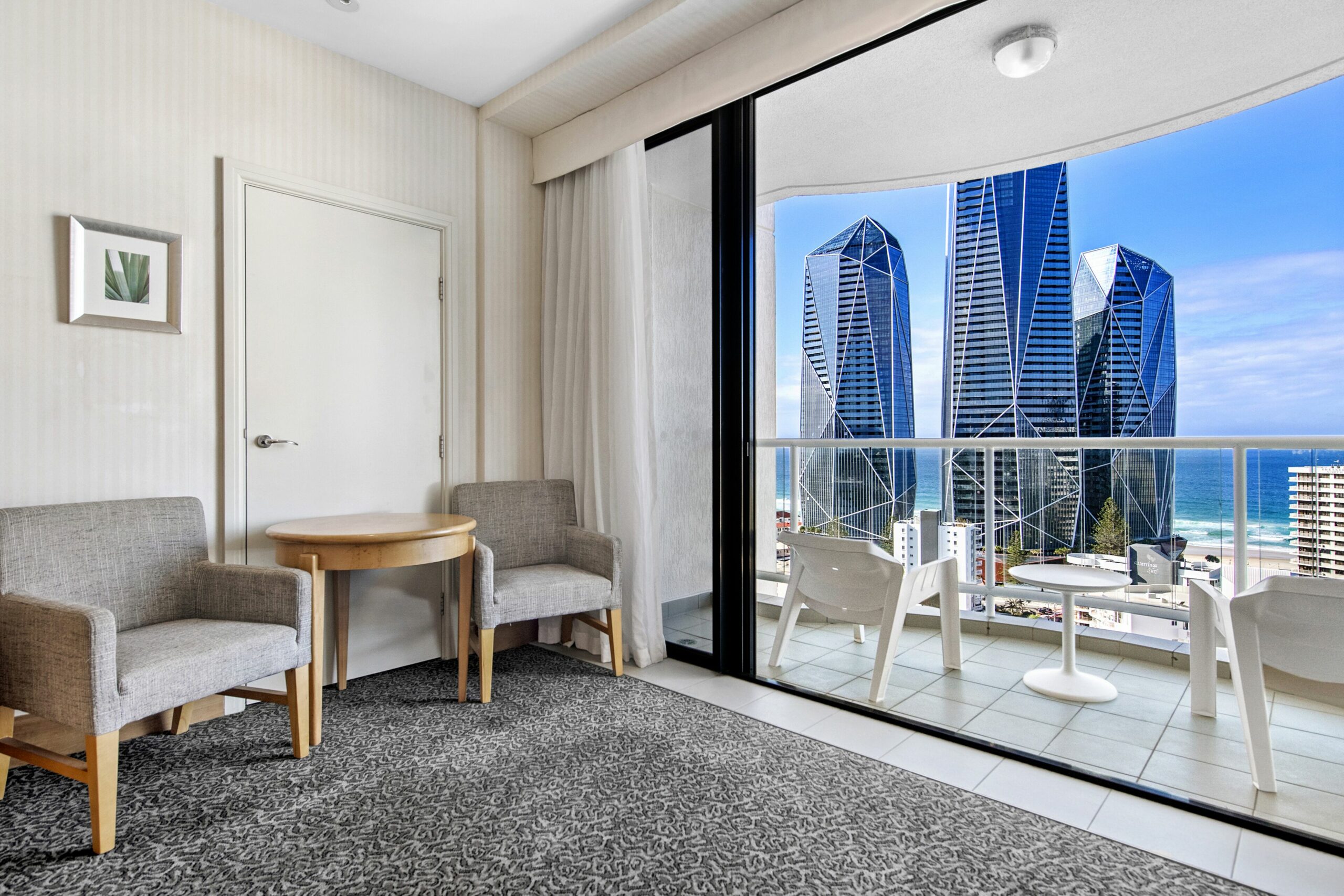 Gold Tower Private 16th Level 2 Bedroom Dual Key