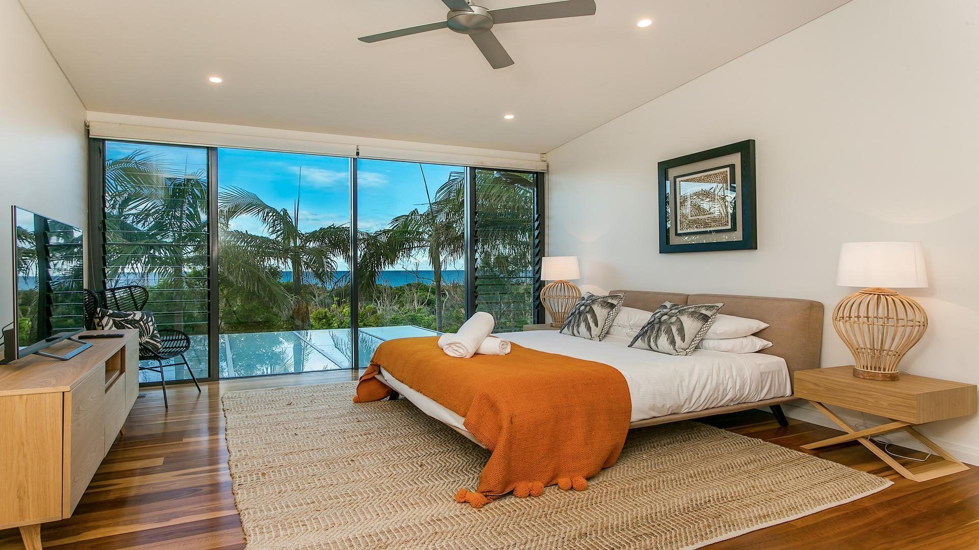 Your Luxury Escape – Kiah 11 Beach House Ocean Views