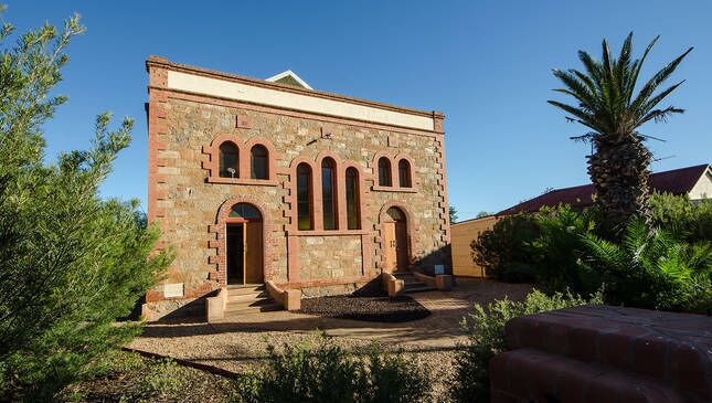 Outback Churchstay Luxury Accommodation