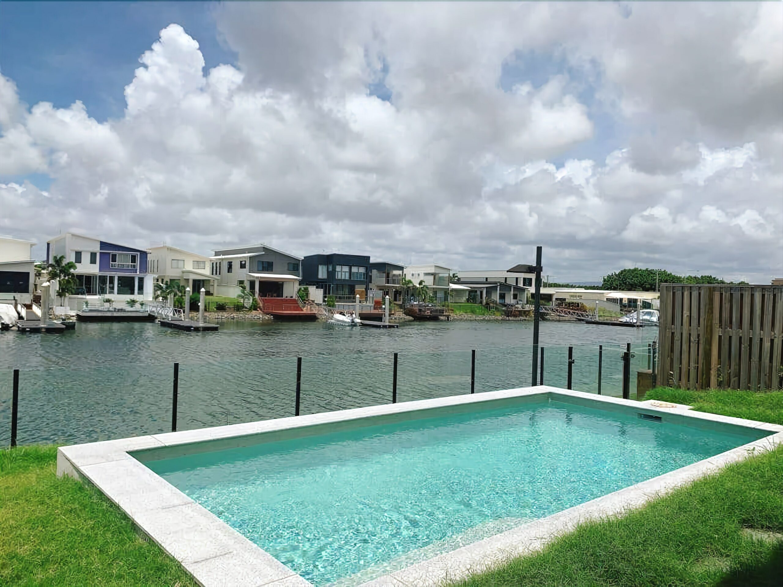 Hope Island Water Front House