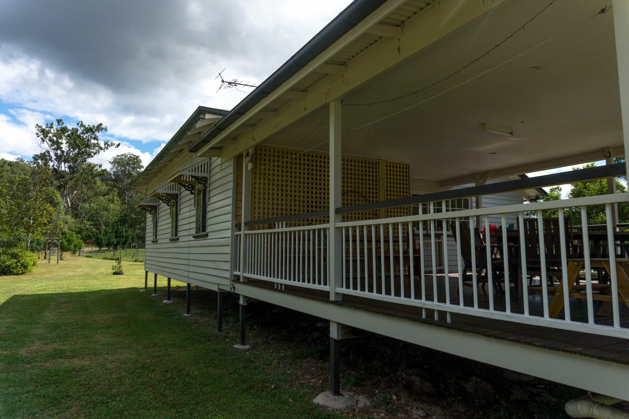 Eighteen Mile Cottage - river access with breathtaking views!