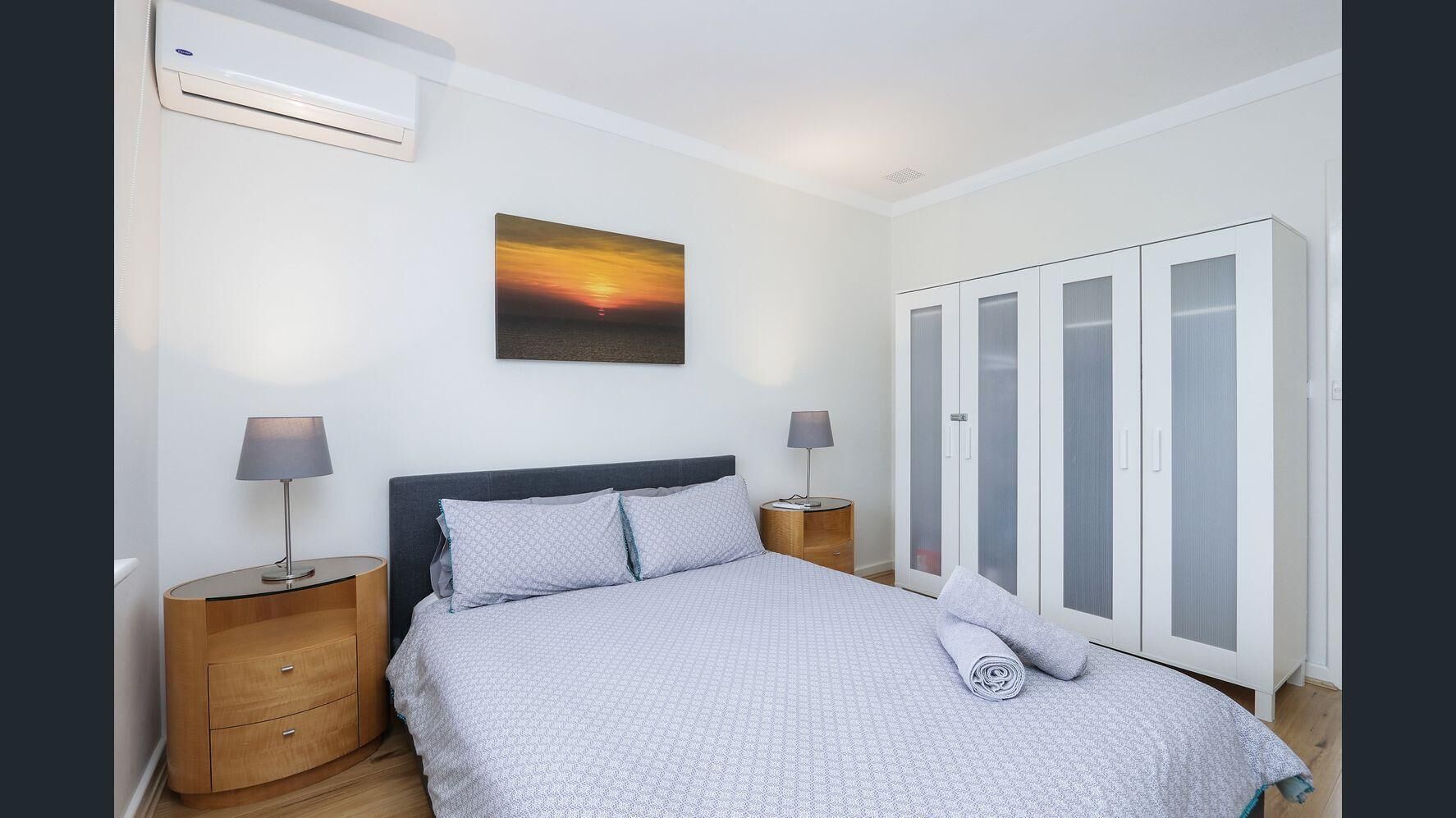 Burswood Home Free Parking, Wifi AND Netflix