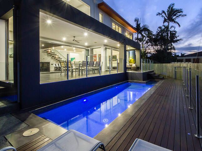 Vogue Holiday Homes - THE Grand @ Broadbeach