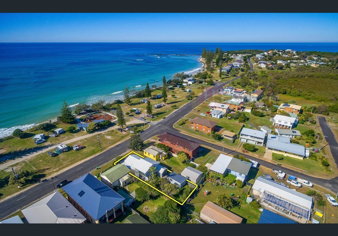 Brooms Head Beach House