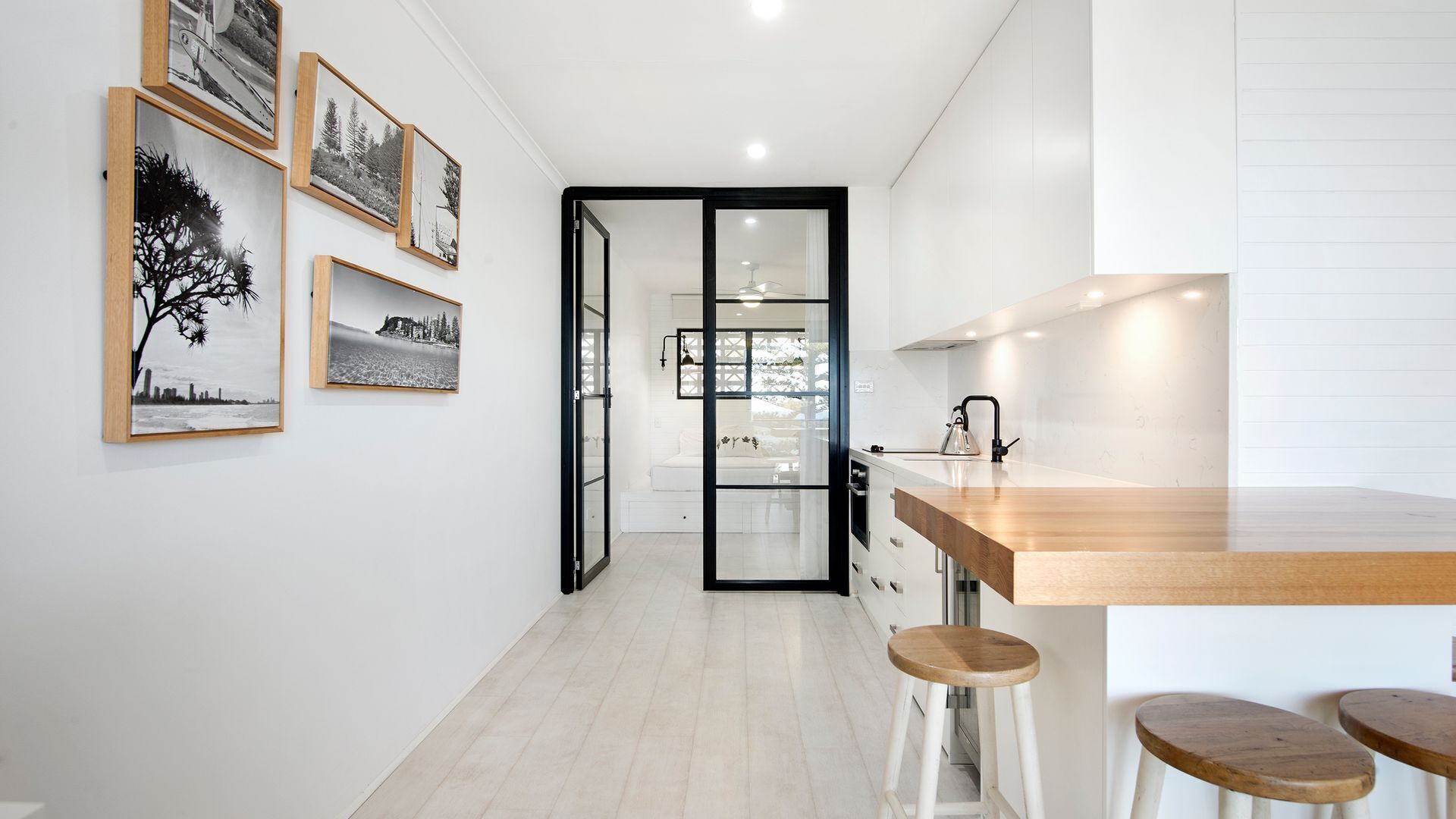 Burleigh By The Sea - Burleigh Hill Apartment