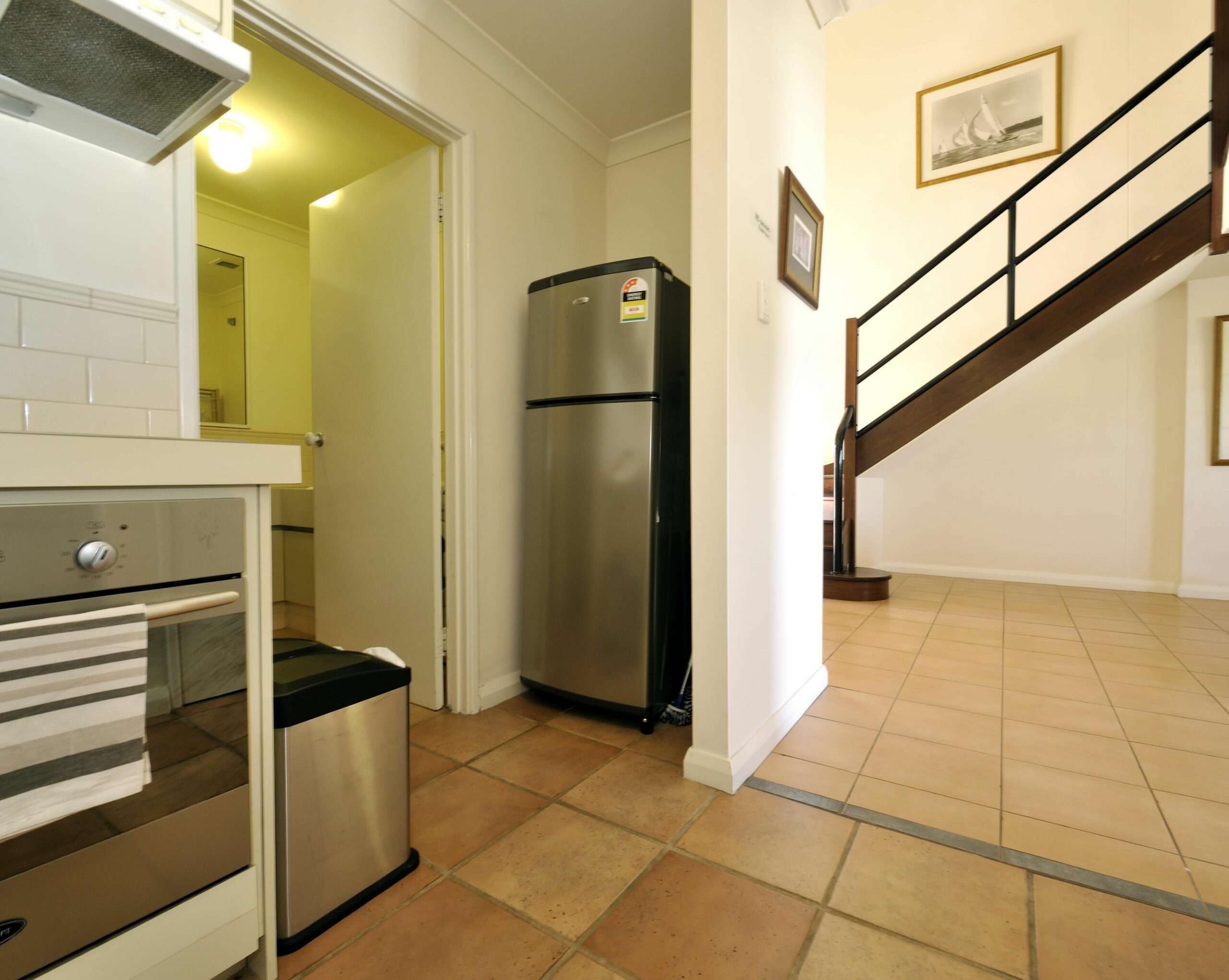 Great Value 2 Bedroom Apartment in the Heart of South Fremantle