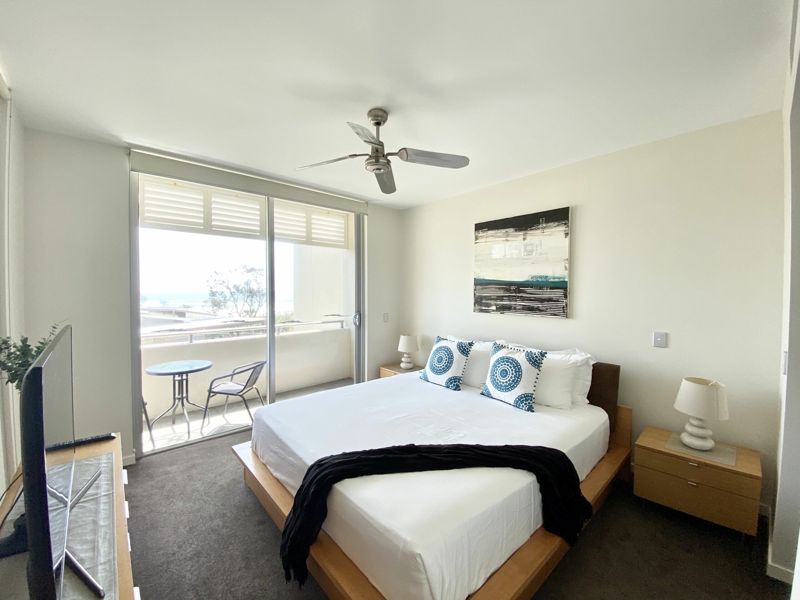 Absolute Beachfront - Cabarita Beachfront - Ocean Views - 3 Bed Apartment