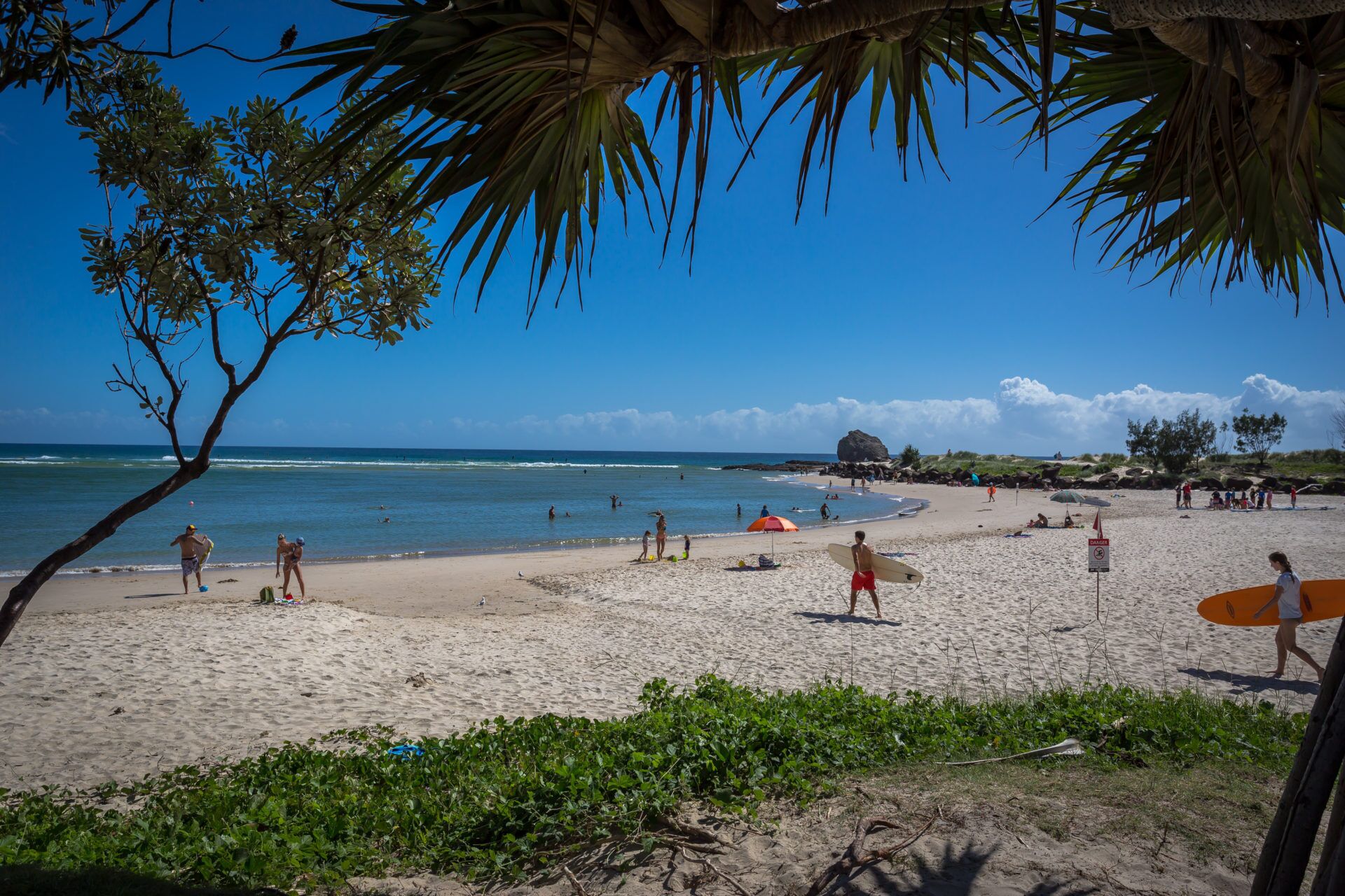 Currumbin Beachside Holiday Home