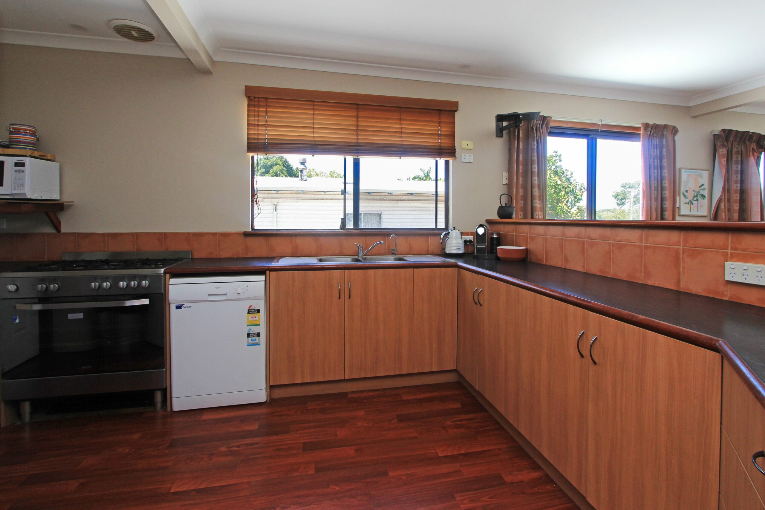 Large Family Home in Jurien Bay with great entertaining area