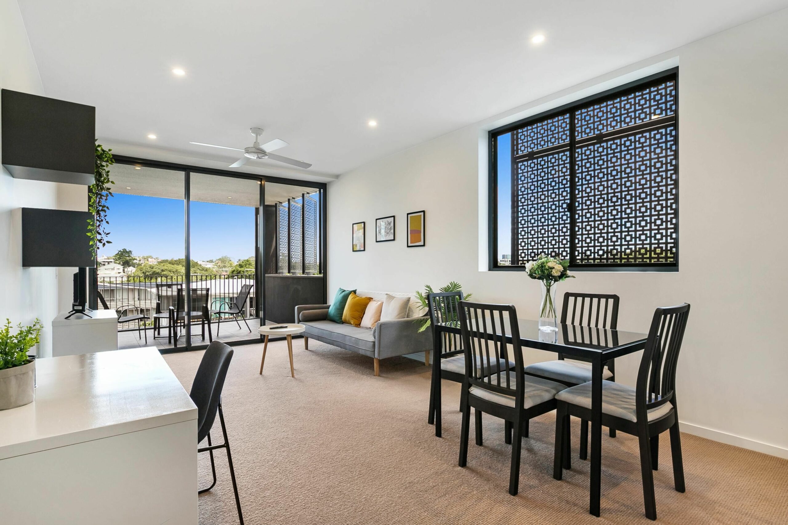 Bright Modern Apartment Near City and Southbank