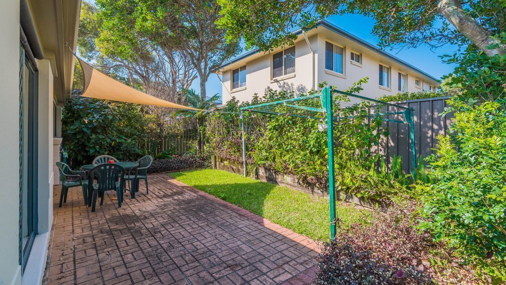 Catalina Court Unit 7 - Metres From Pippi Beach