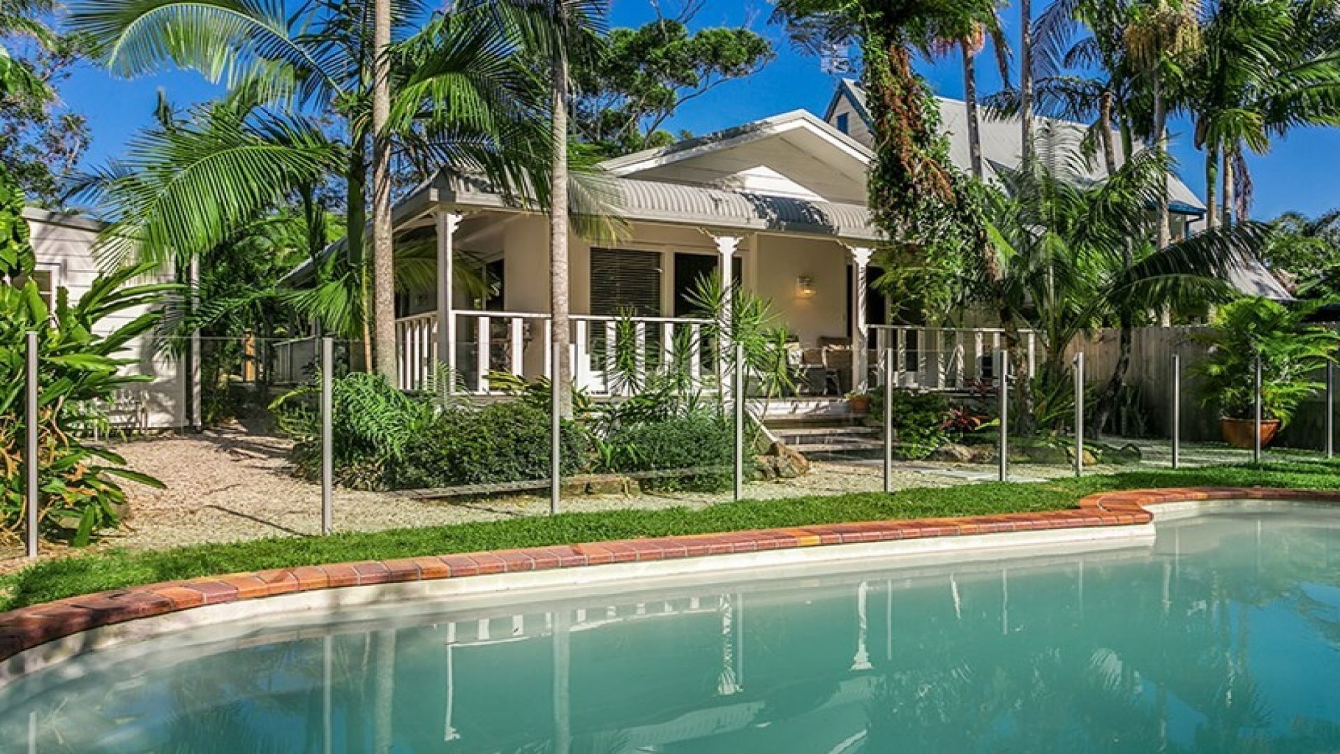 Glasgow on Tallow Byron Bay- Tranquil Beach Cottage- 600m Walk to Tallow Beach