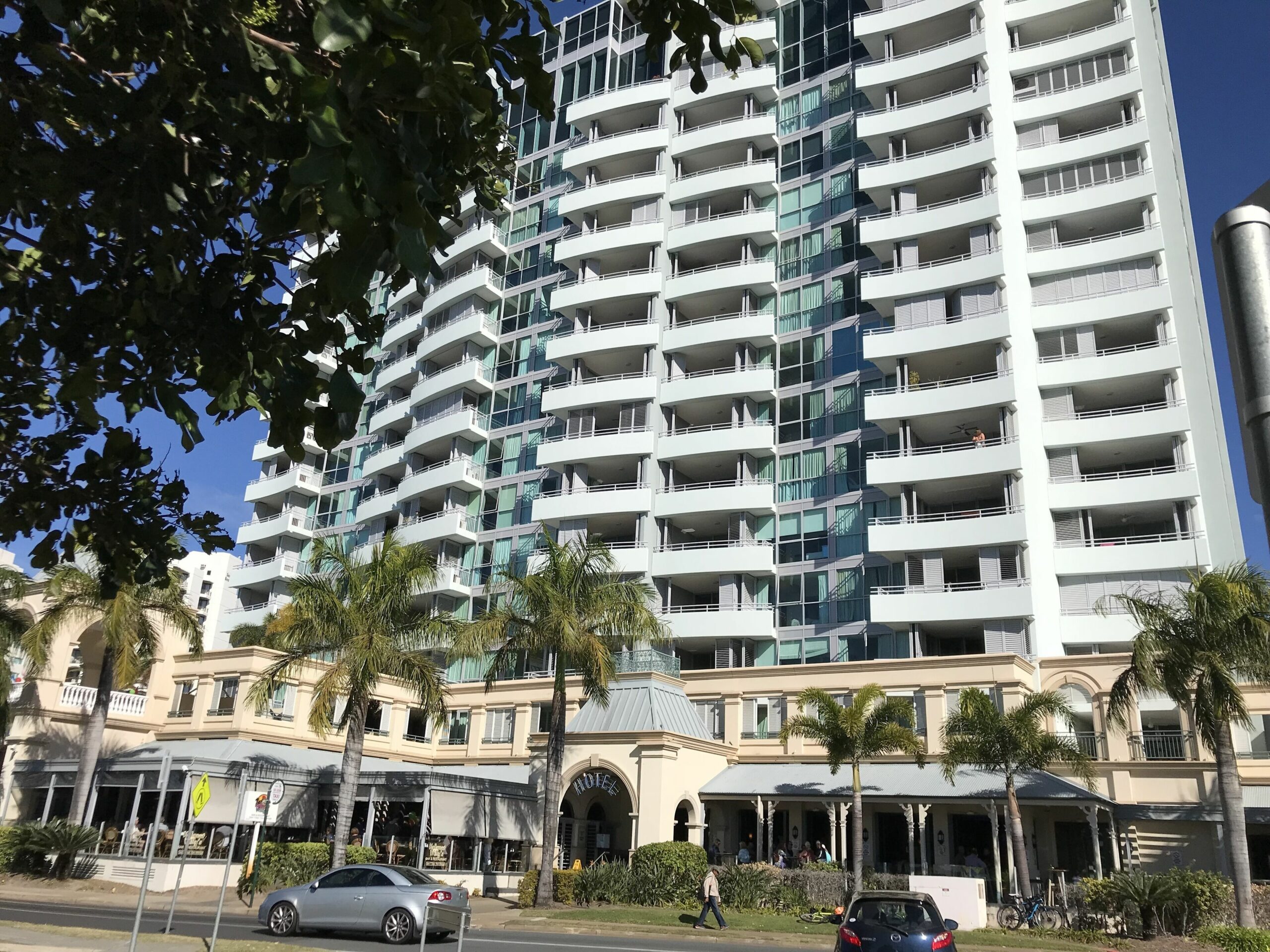 Grand Gold Coast Apartments by owner