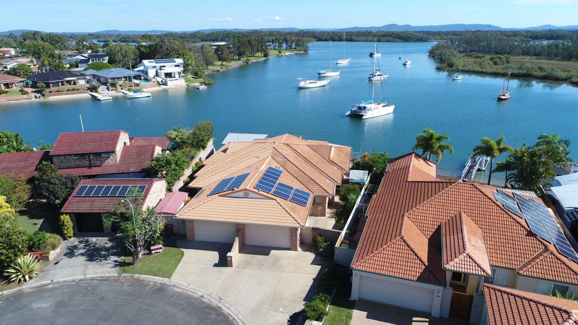 Hook, Wine & Sinker, Yamba, Dog Friendly, Waterfront Property