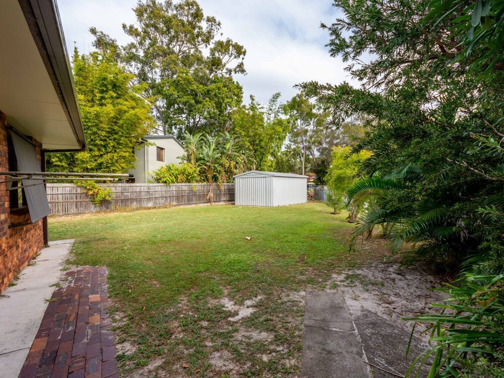 Dog Friendly Lowset Home With Room for a Boat, Wattle Ave, Bongaree