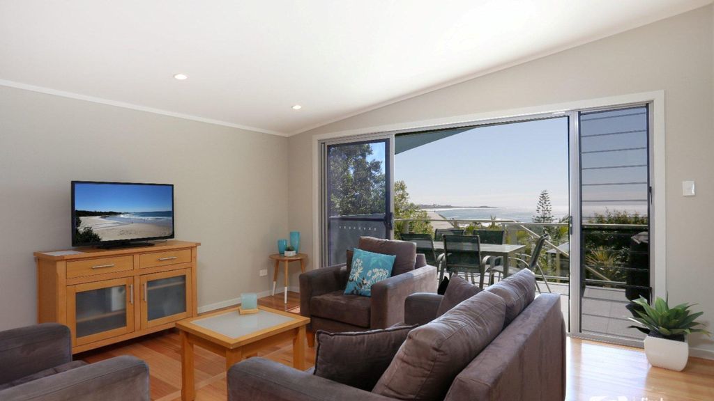 Angourie Blue 1 - Great Ocean Views