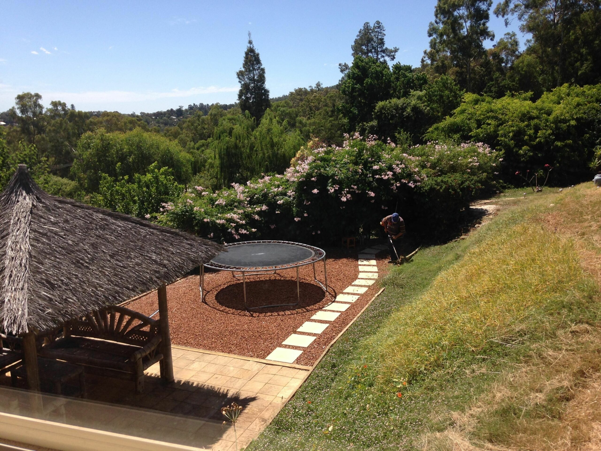 Bright & Beautiful Home on the Hills!