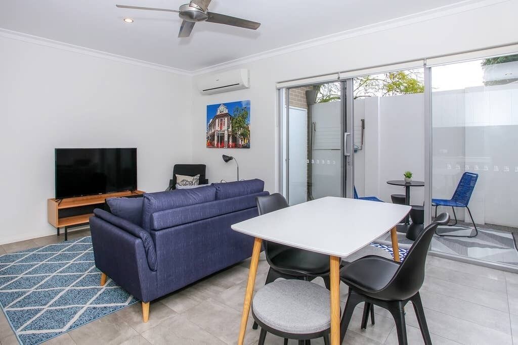 This Apartment is a 1 Bedroom, 1 Bathrooms, Located in Perth, WA