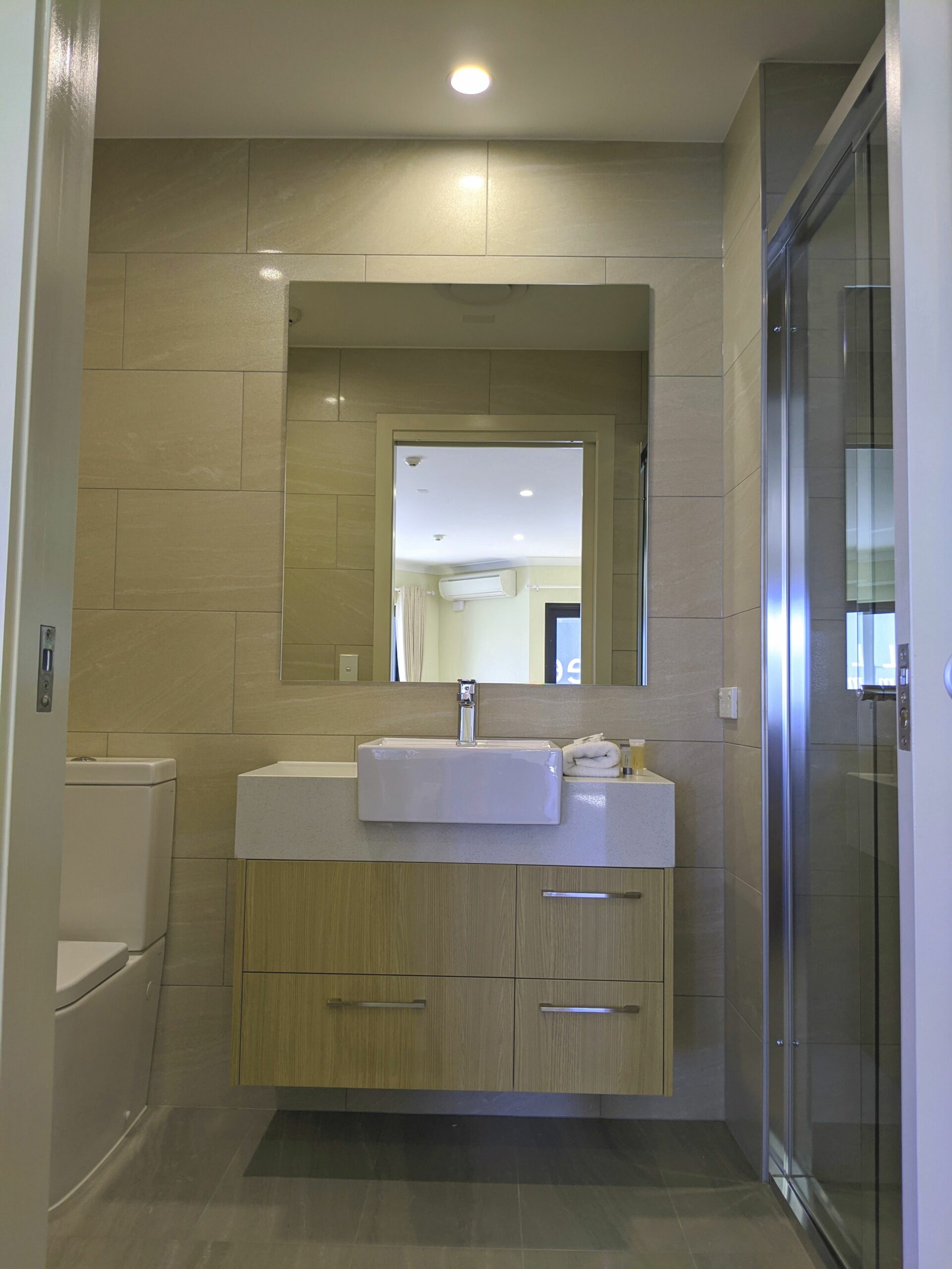 Stylish and Spacious 1 BRM Windsor View Apartment in Brisbane