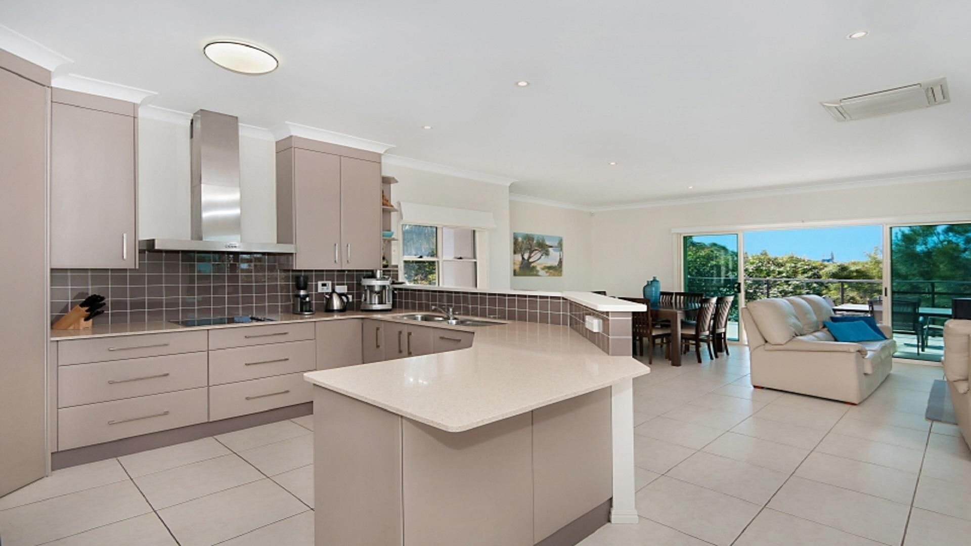 Surfside @ Shellys - East Ballina - Executive Style Townhouse Close to Shelly Beach