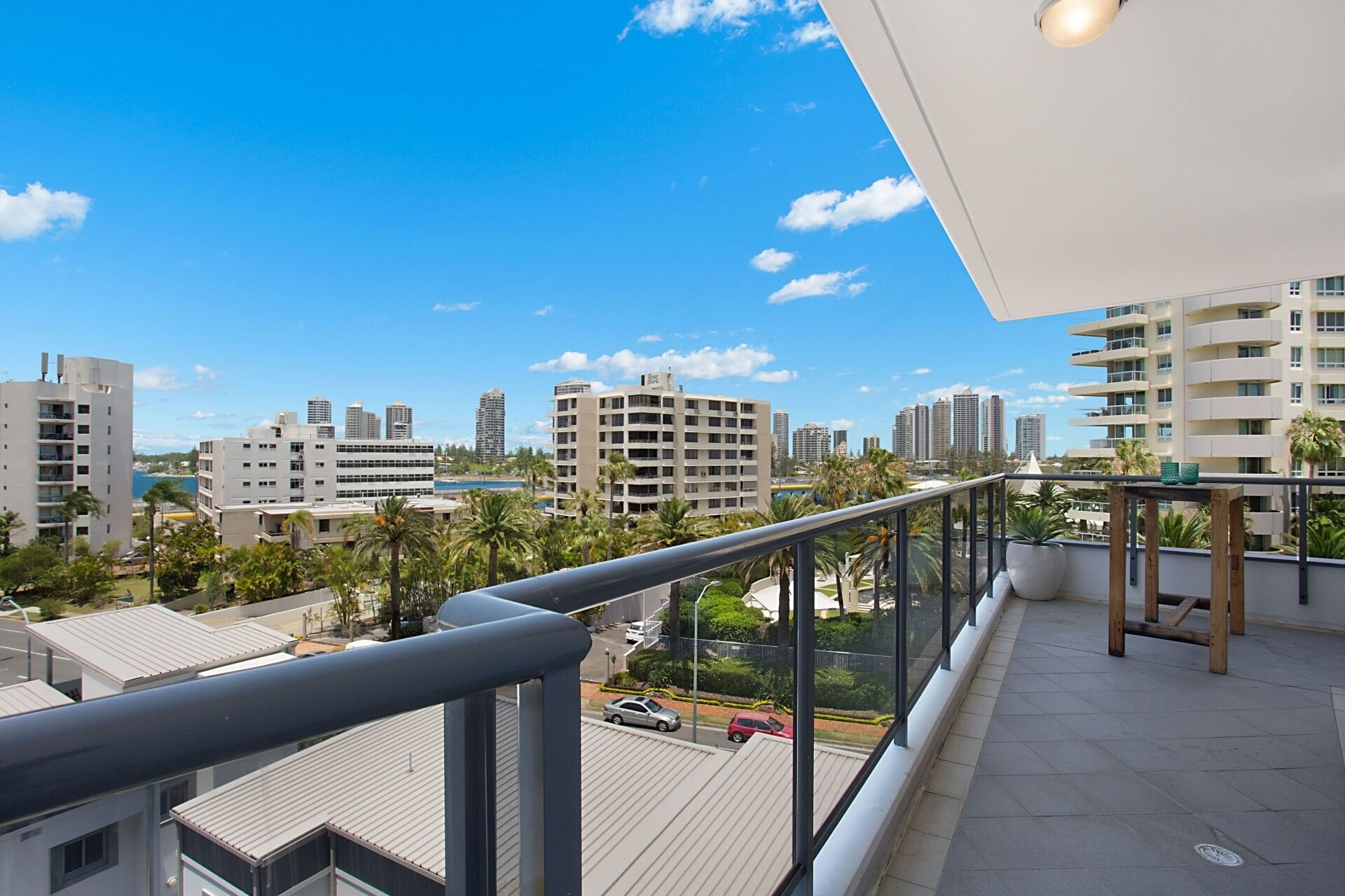 Immaculate 3 Bedroom Apartment Central Gold Coast. Modern Stylish