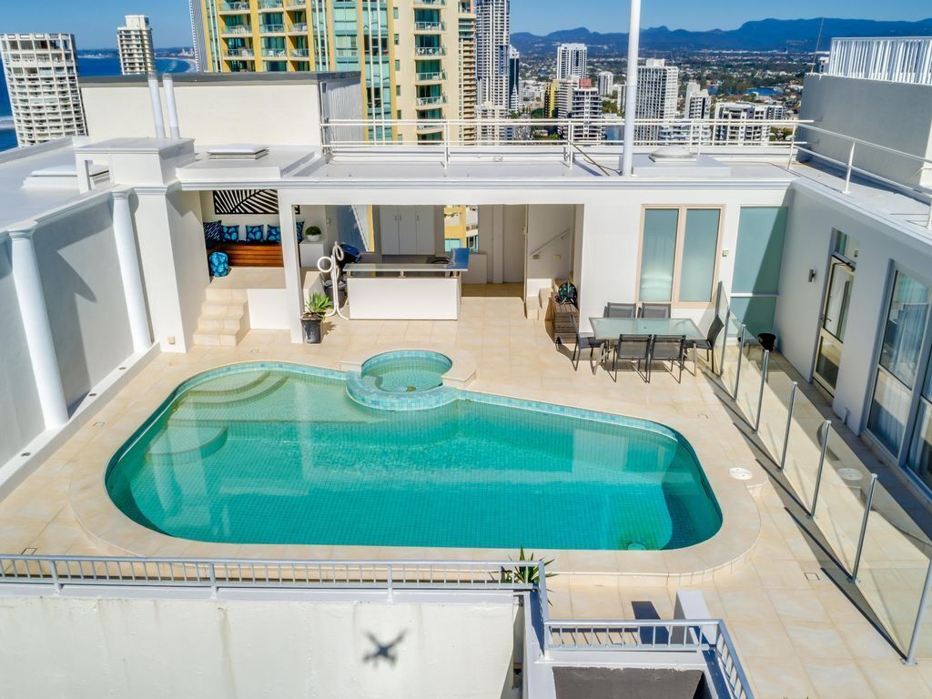 Golden Gate - 3 Bedroom Penthouse - 2 Night - 2-storey Rooftop Penthouse With Pool