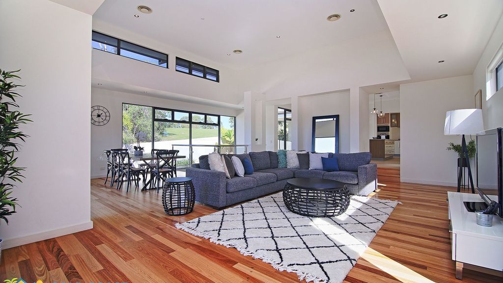 Gold Coast Holiday Houses - THE Parkway @ Sanctuary Cove