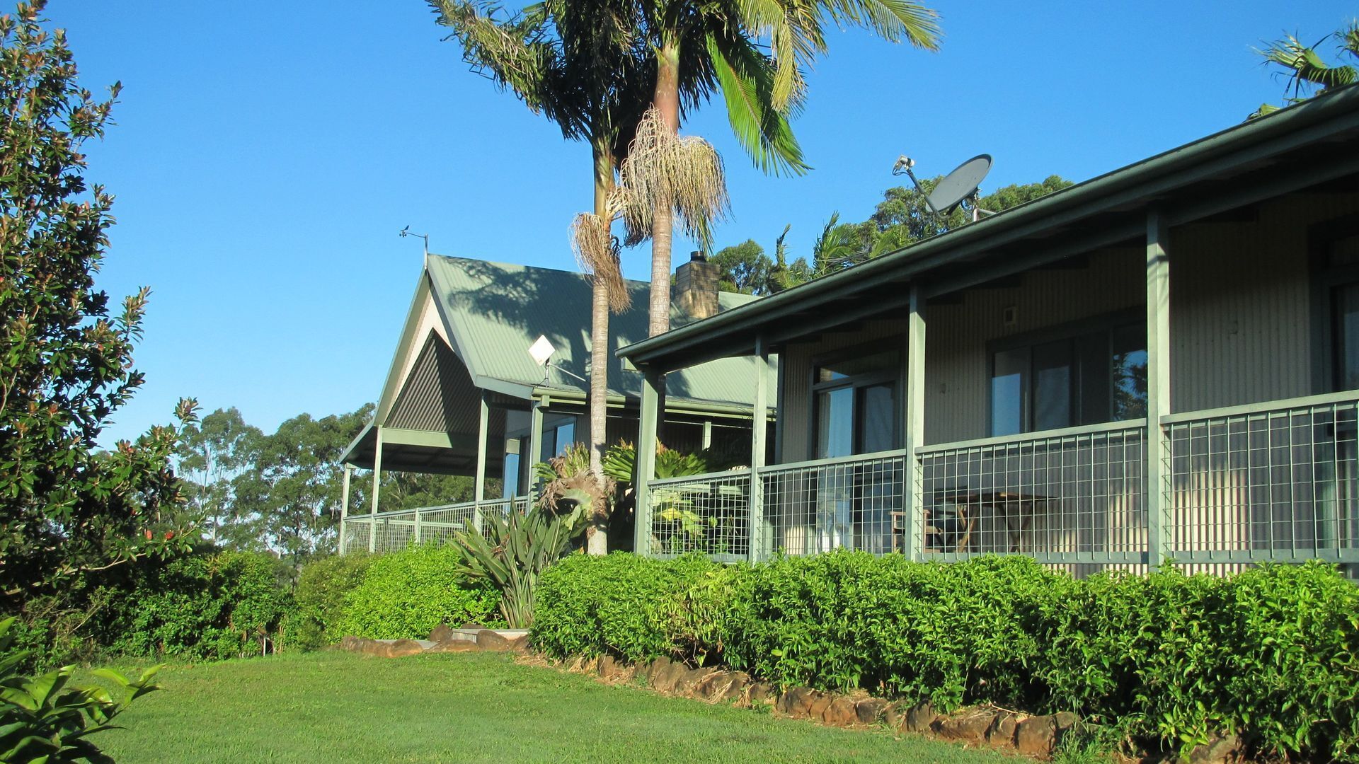 Hill Corner - Byron Bay Hinterland