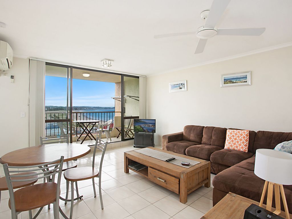 Kirra Gardens Unit 30 Located on the beachfront at Kirra Beach Coolangatta