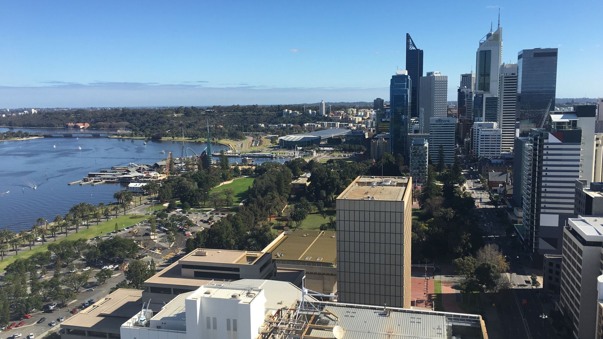 Centrally Located Perth Apt. With Stunning Views & Lots of Amenities