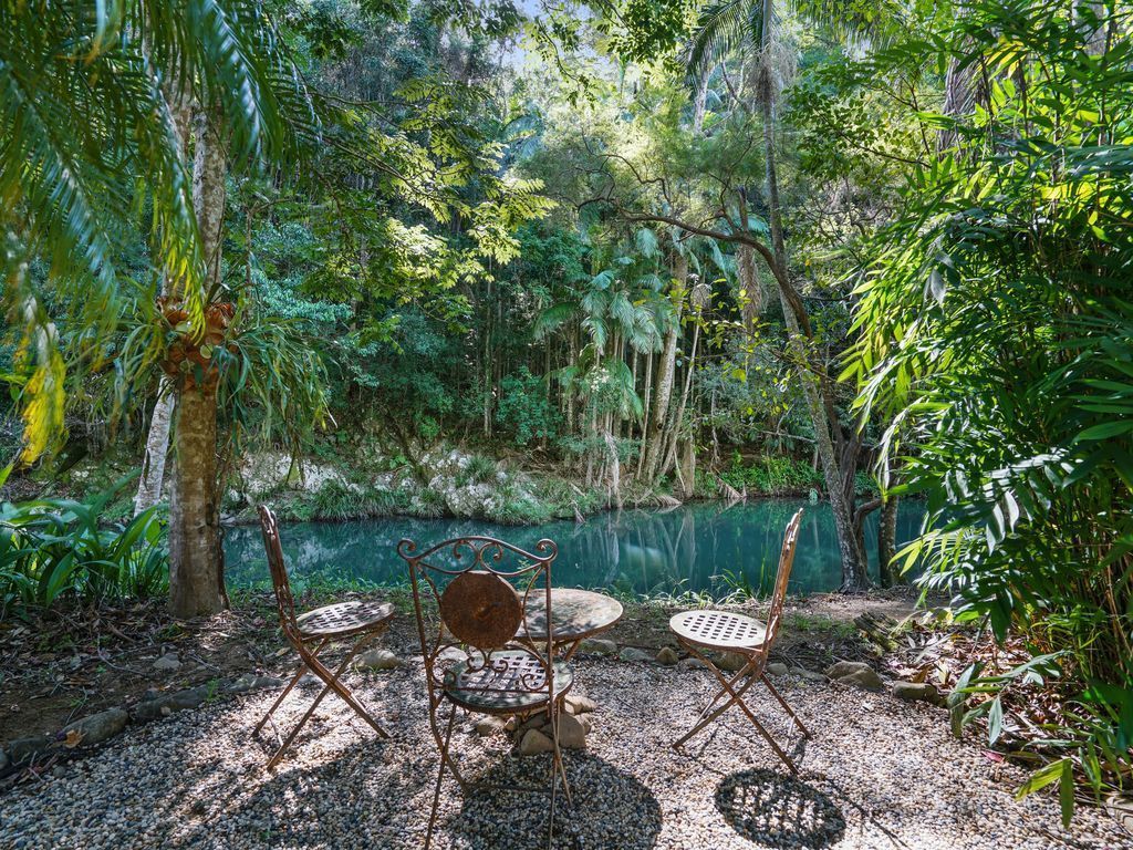 Threeworlds Valley Eco Health Retreat and Backpackers