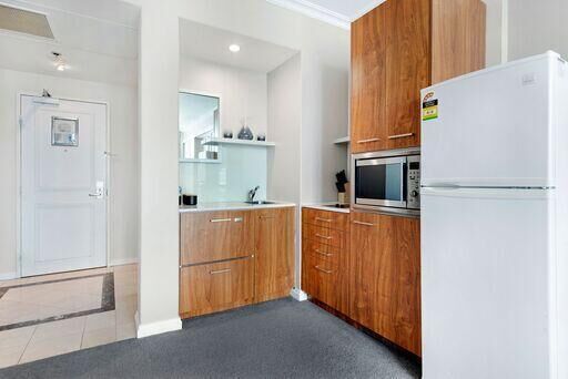 Legends Stunning 1 Bed Studio Ocean View We Accommodate