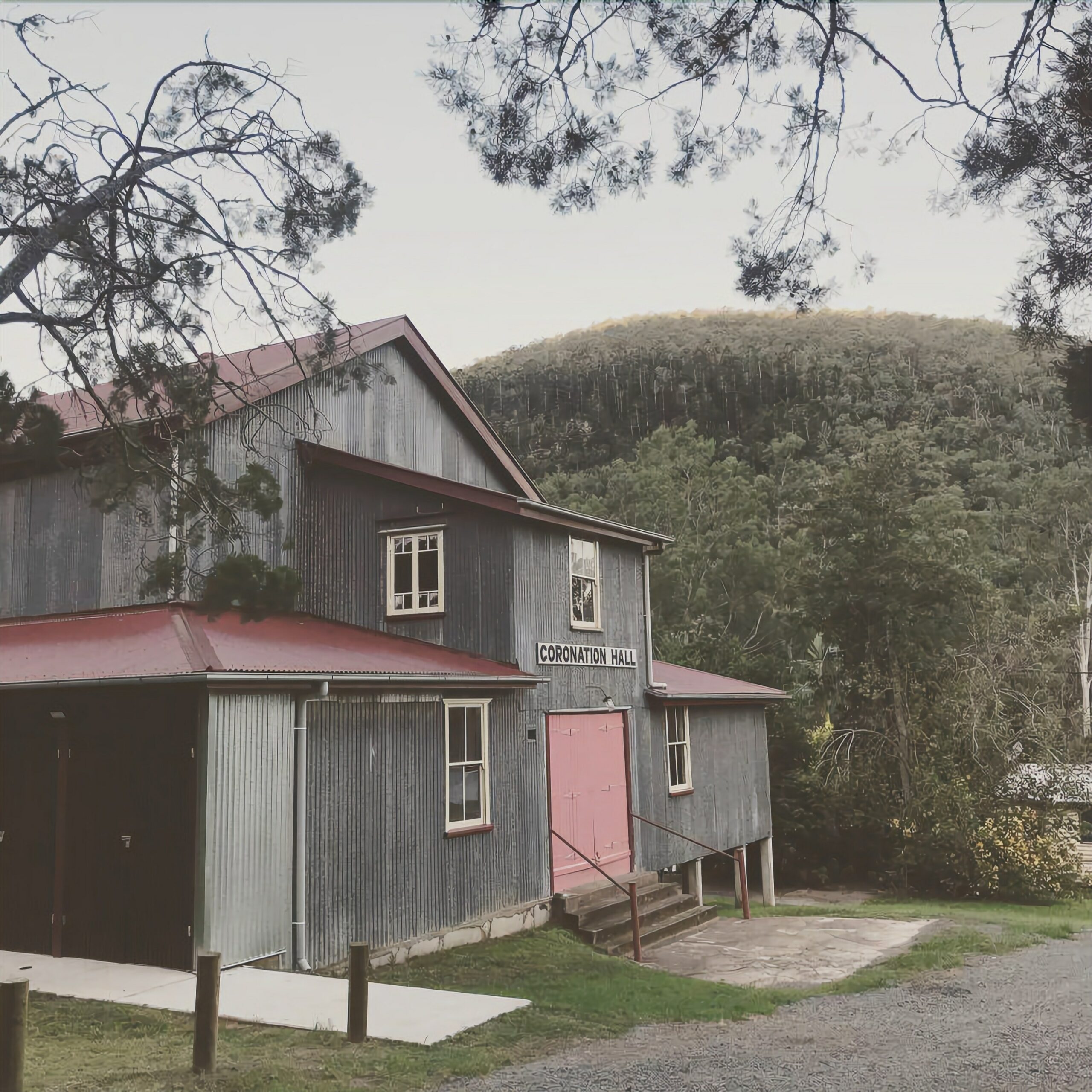 The Church Somerset Dam