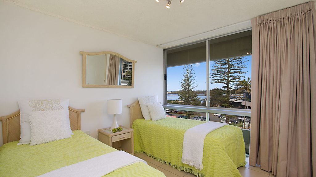 Kooringal Unit 14 Great Location on Greenmount Beach With Wi-fi Included