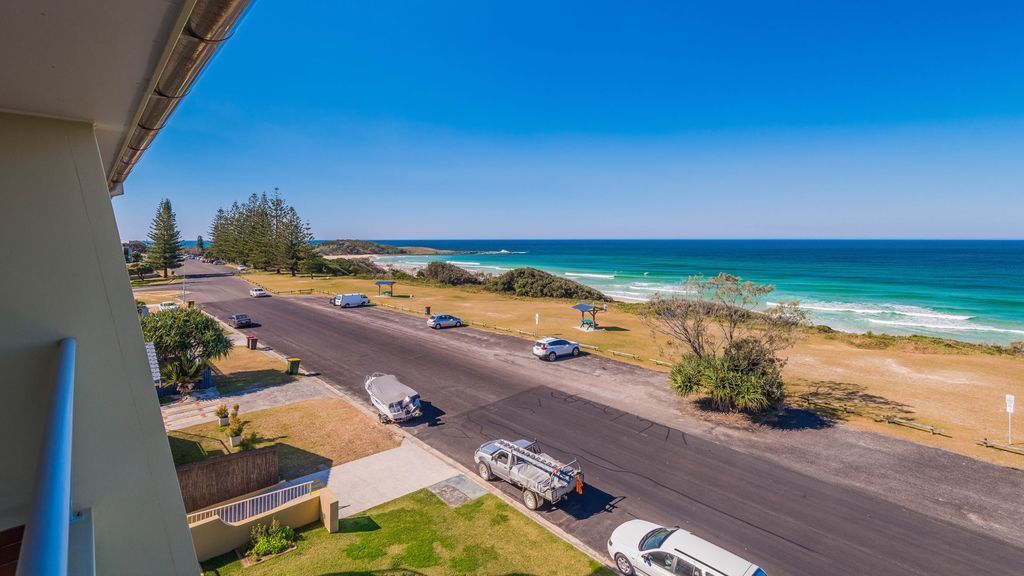 Pippi Paradise - Overlooking White Sandy Beaches