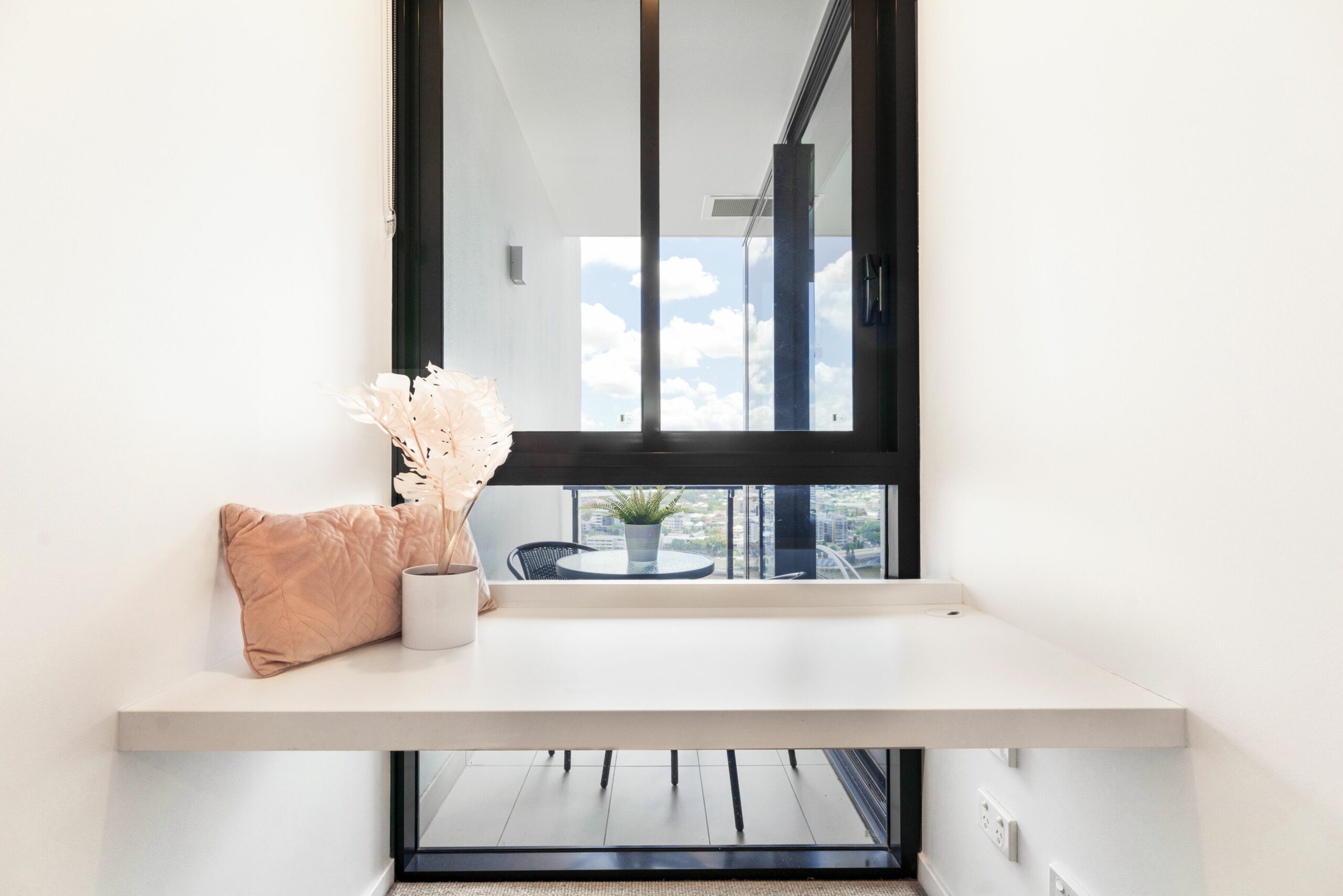 Southbank Hope Street Apartment By SLife