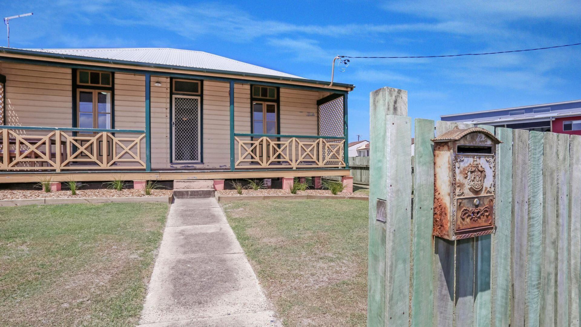 Yamba Pilot Cottage 2 - Pets Welcome