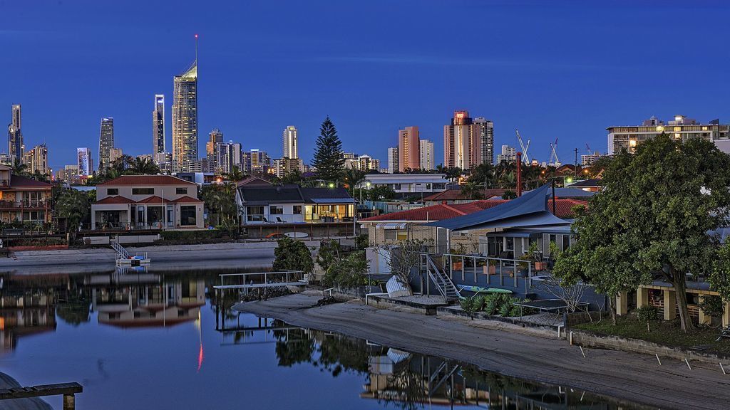 Coral Waterfront Broadbeach