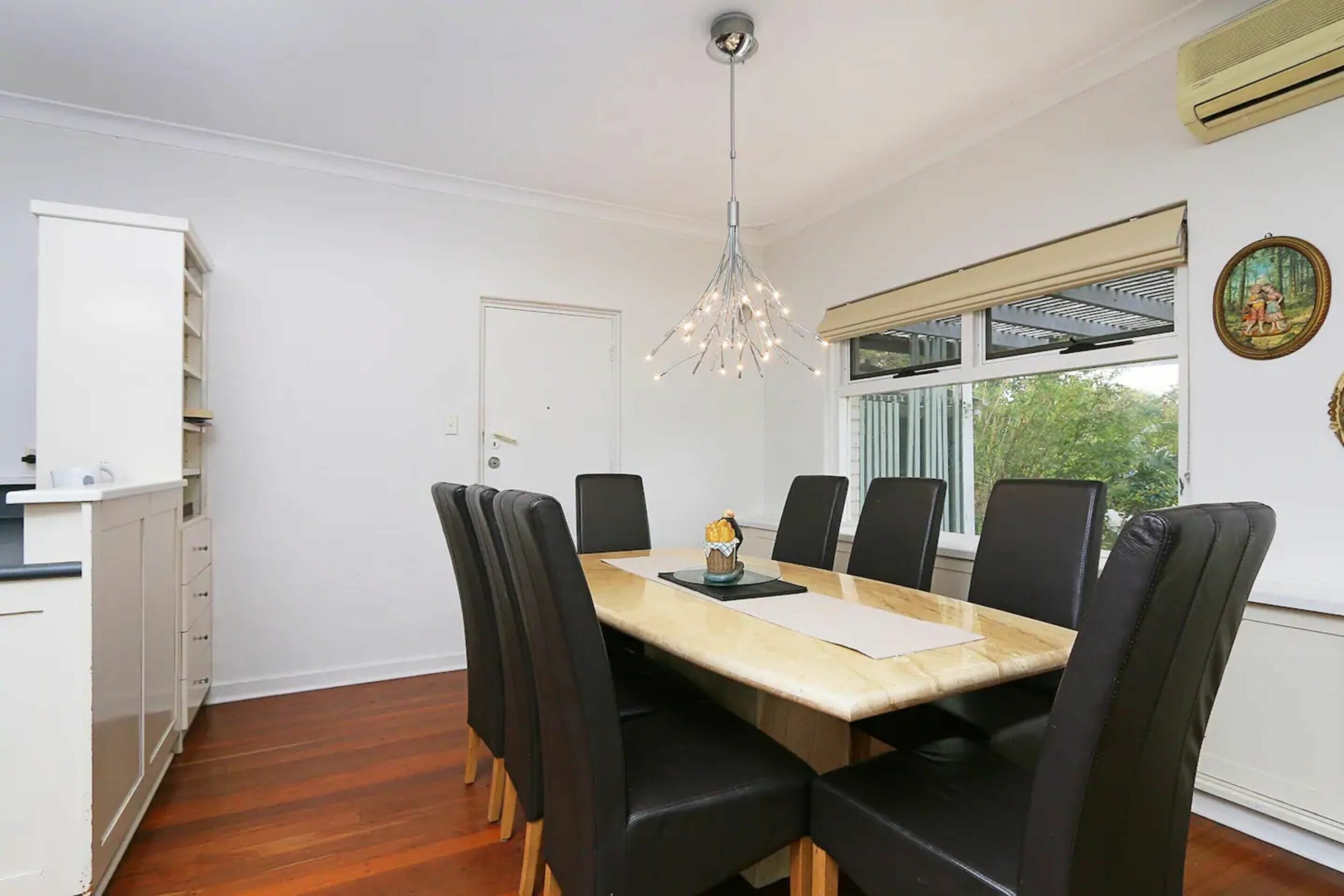 Spacious 5 Bed Home Close To Cottesloe Beach