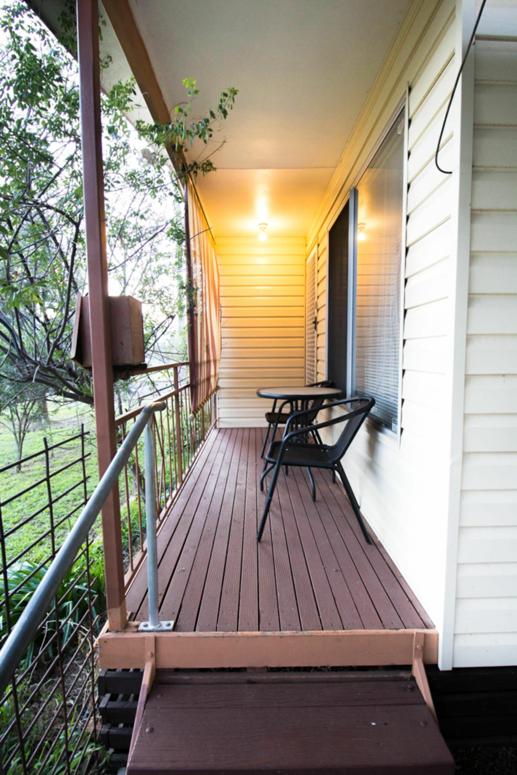 Manilla Cottage - Manilla NSW - FREE WiFi - Pet Friendly - Paragliding - Nature - Lake Keepit - Country Music